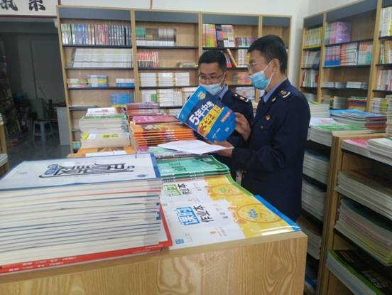 敦化市市場(chǎng)監(jiān)管局開(kāi)展學(xué)生文化用品專(zhuān)項(xiàng)檢查，守護(hù)青少年健康成長(zhǎng)